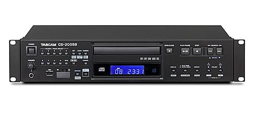 Tascam CD-A580 v2  Lecteur de CD / platine cassette / Enregistreur USB