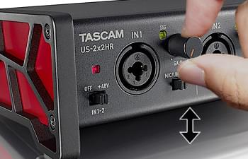 Le panneau utilisateur incliné de la Tascam US2x2HR